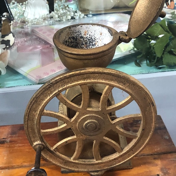 Sold - Picture 4 of 5